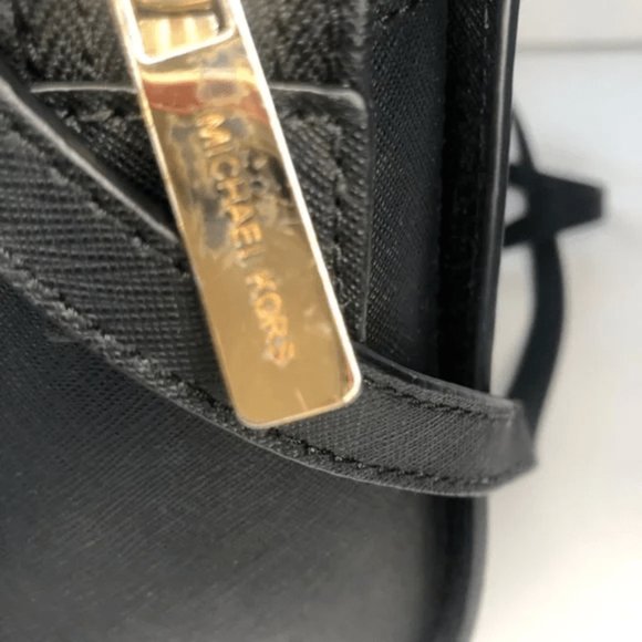 MICHAEL Michael Kors Selma Medium Studded Saffiano Leather Messenger Black - Picture 5 of 7